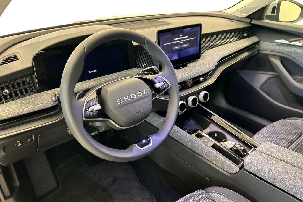 Skoda Superb 2026 Combi 1.5 TSI PHEV Selection DSG Autom.