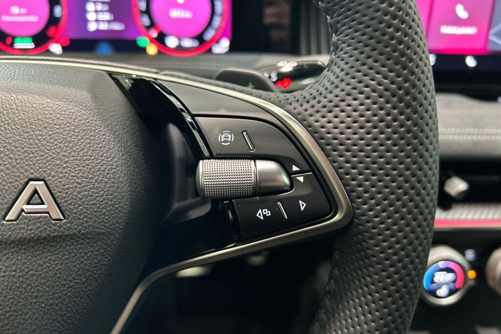 Skoda Superb 2026 Combi 1.5 TSI PHEV SportLine Explore DSG Autom.