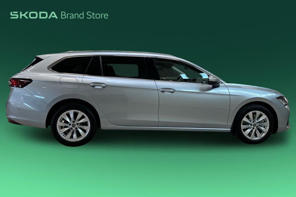 Skoda Superb 2026 Combi 1.5 TSI PHEV Style Explore DSG Autom.