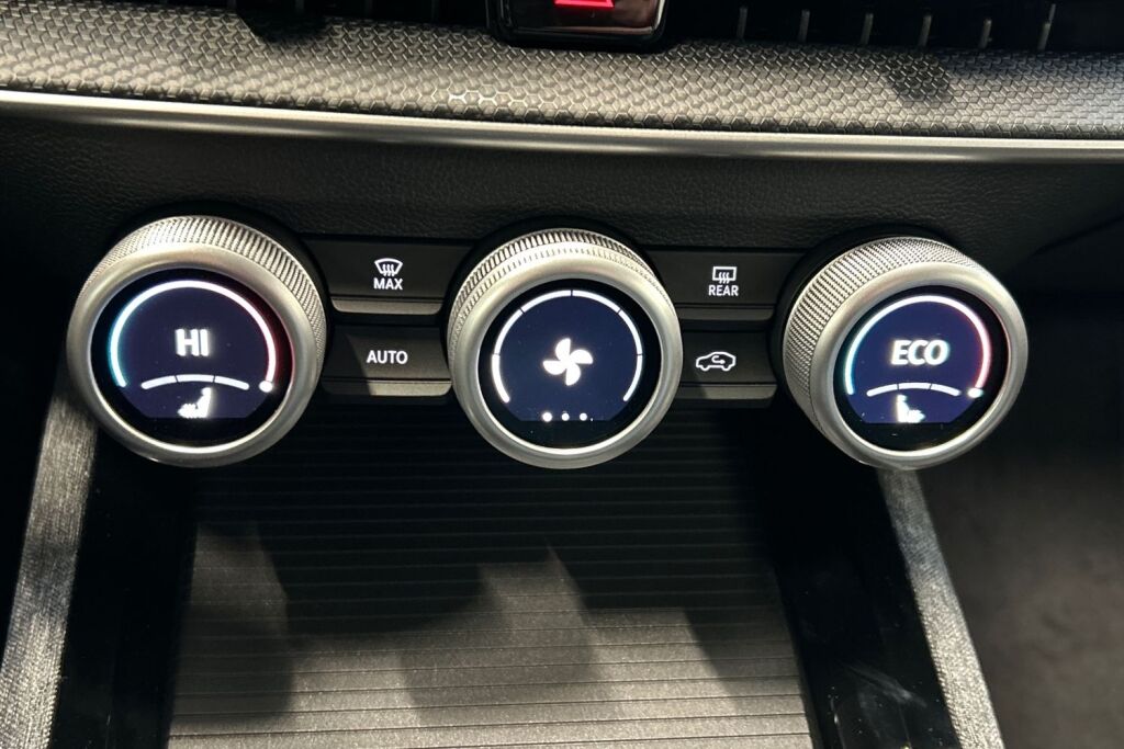 Skoda Superb 2026 Combi 1.5 TSI PHEV Style Explore DSG Autom.