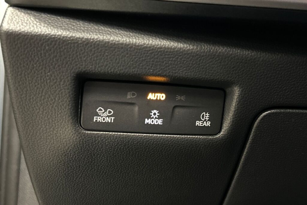 Skoda Superb 2026 Combi 1.5 TSI PHEV Style Explore DSG Autom.