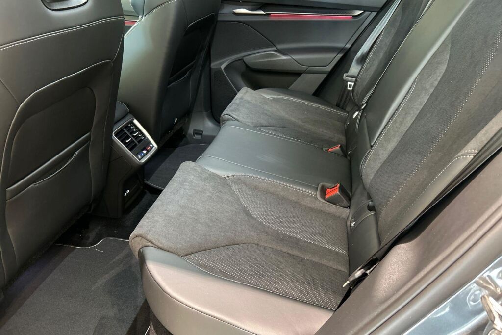 Skoda Elroq 2026 60 SportLine