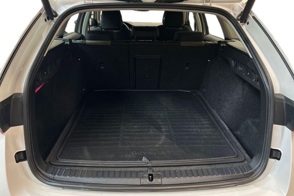 Skoda Octavia 2020 Combi 2,0 TDI 200 4x4 Scout DSG Autom.
