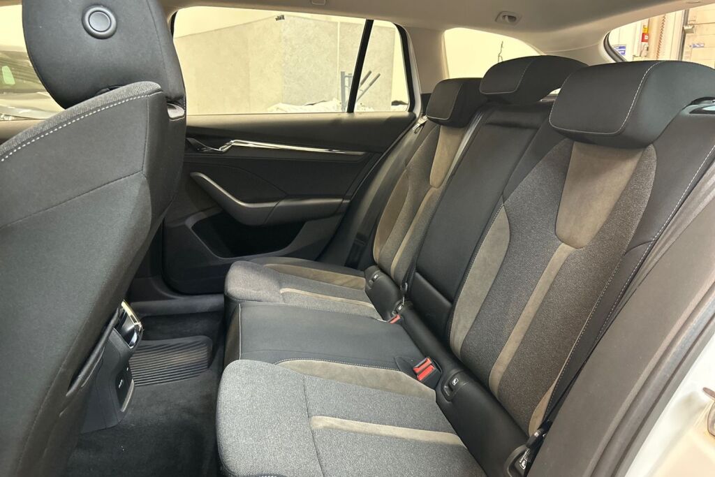 Skoda Octavia 2020 Combi 2,0 TDI 200 4x4 Scout DSG Autom.