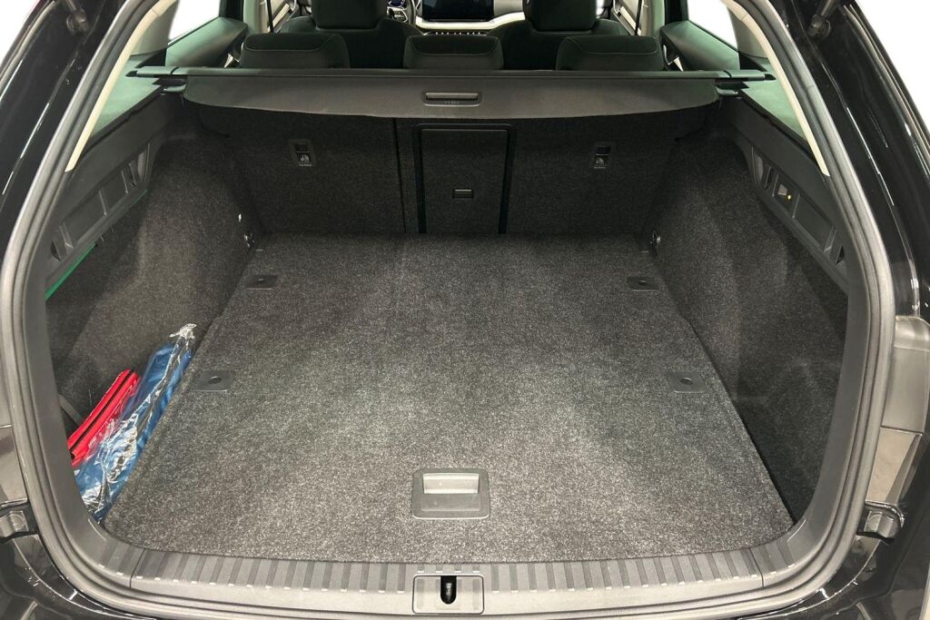 Skoda Octavia 2024 Combi 2.0 TDI 150 Selection DSG Autom.