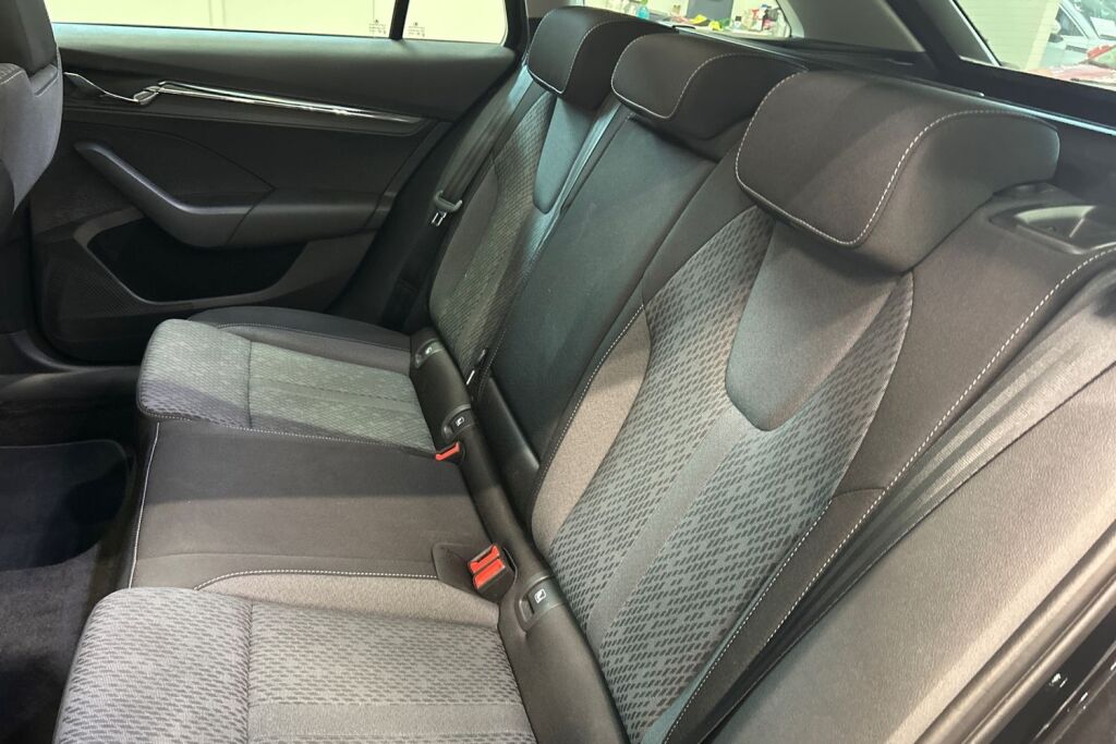 Skoda Octavia 2022 Combi 1.4 TSI PHEV Style iV DSG Autom.