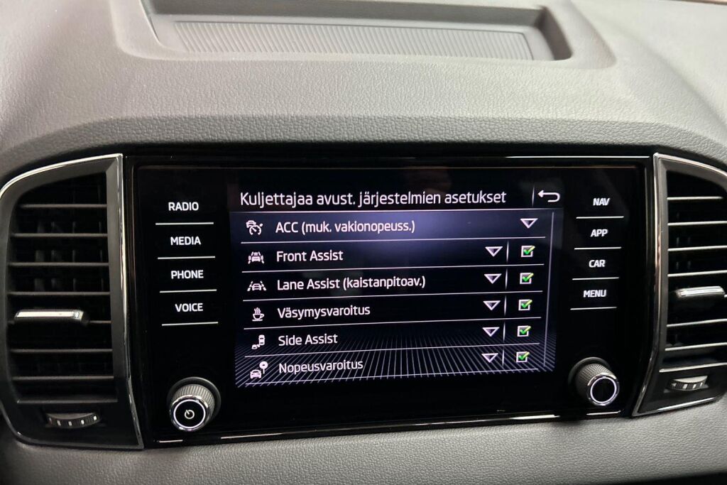 Skoda Karoq 2026 1.5 TSI Style DSG Autom.