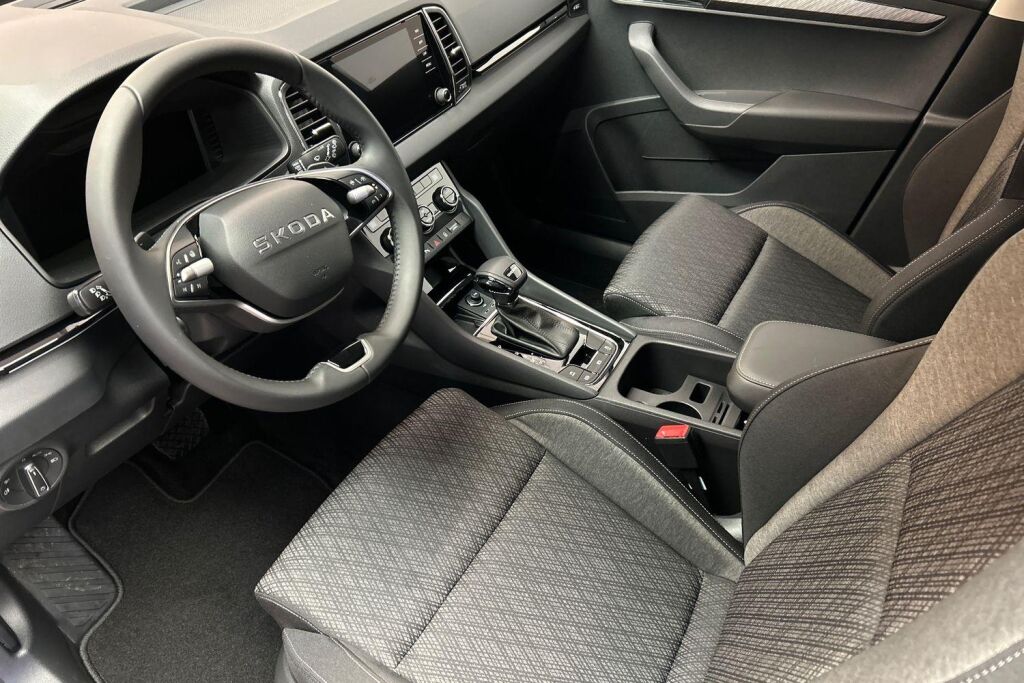 Skoda Karoq 2026 1.5 TSI Style DSG Autom.