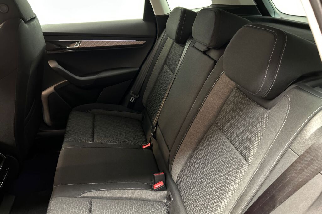 Skoda Karoq 2026 1.5 TSI Style DSG Autom.