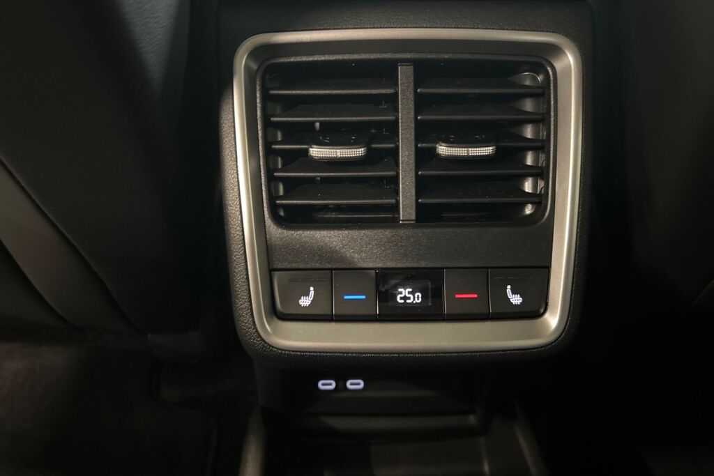Skoda Elroq 2026 85x 4x4 Style