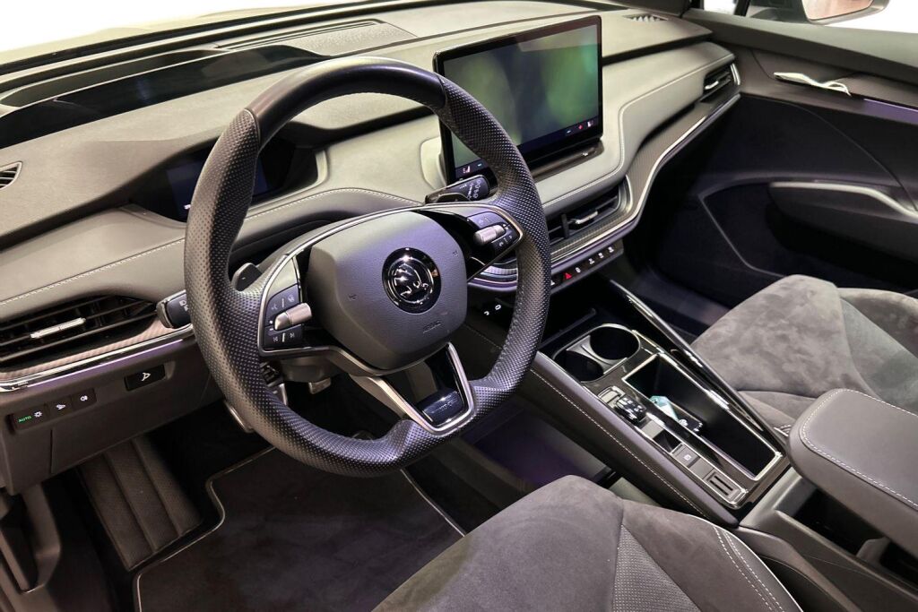 Skoda Enyaq 2024 85x 4x4 SportLine Business