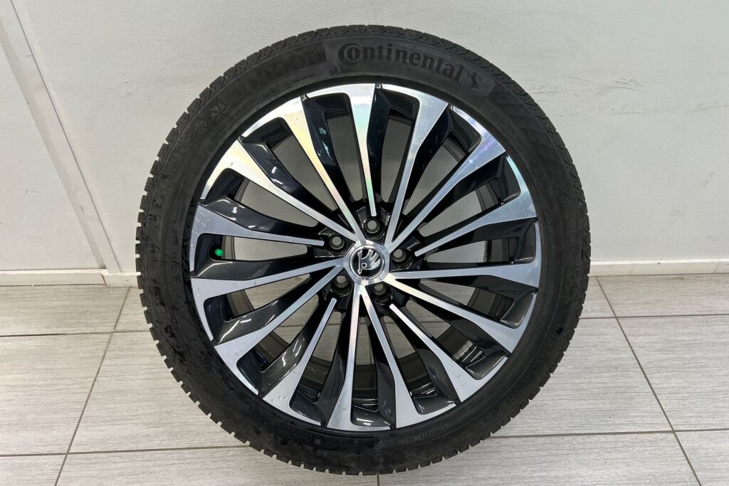 Skoda Enyaq 2024 85x 4x4 SportLine Business