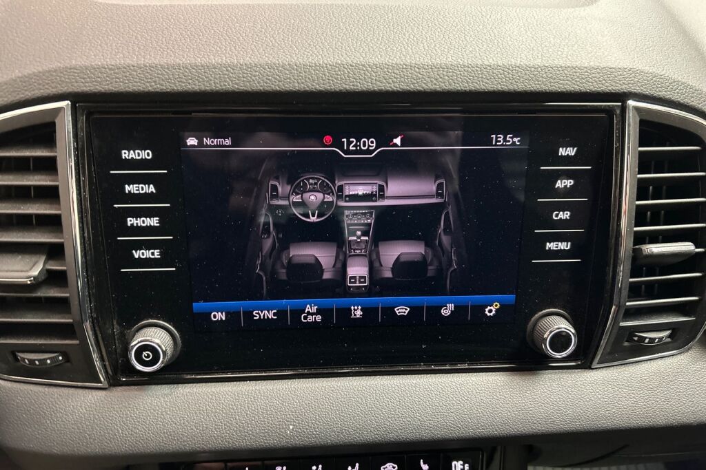 Skoda Karoq 2019 1,5 TSI Style DSG Autom.