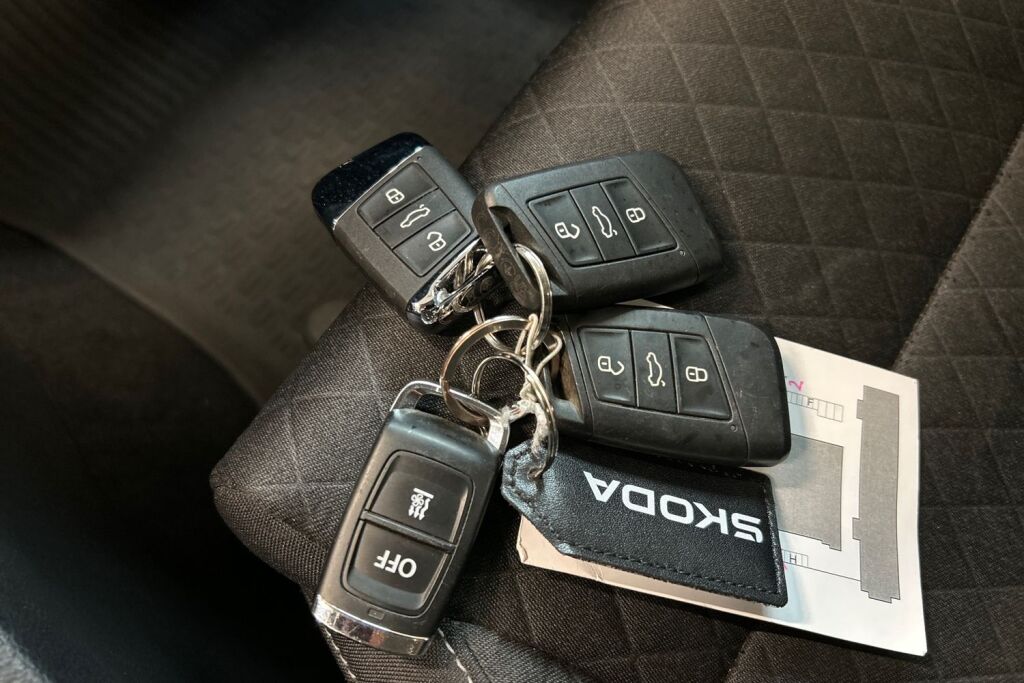 Skoda Superb 2022 Combi 2.0 TDI 150 Ambition DSG Autom.