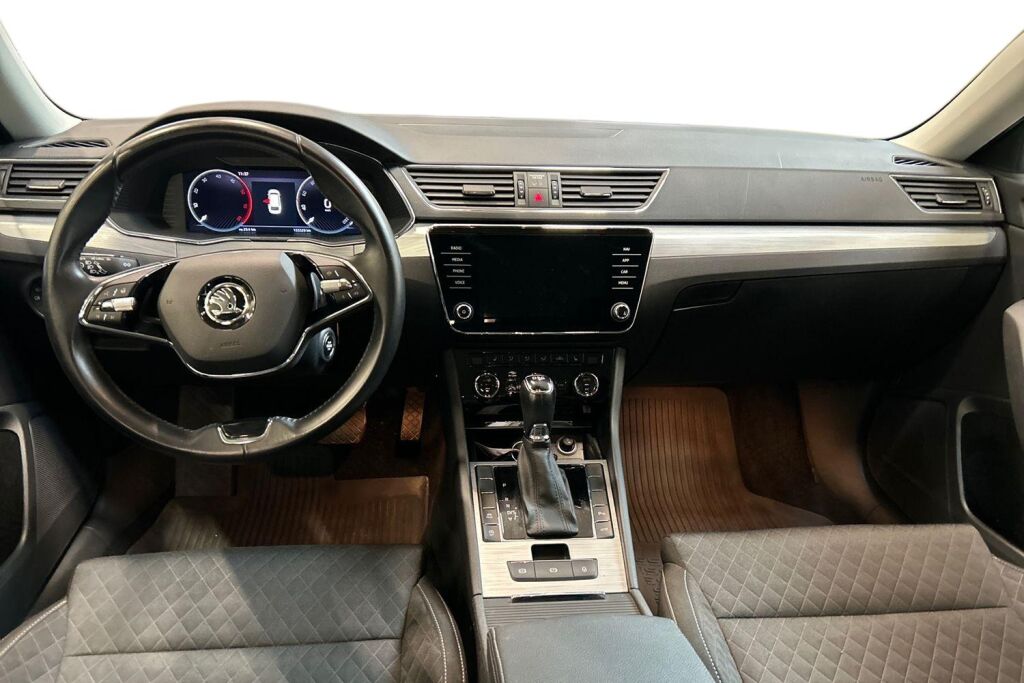 Skoda Superb 2022 Combi 2.0 TDI 150 Ambition DSG Autom.