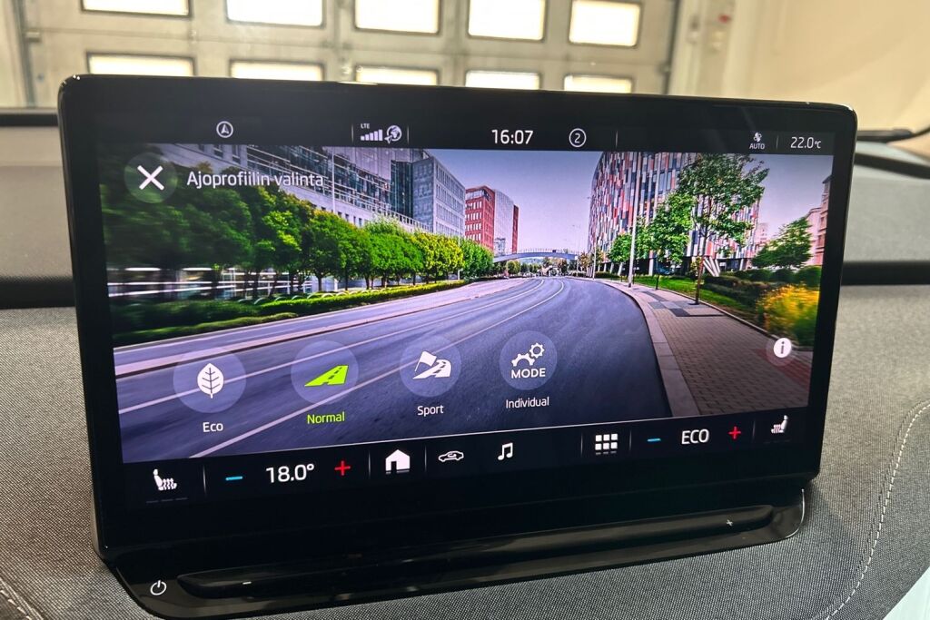 Skoda Enyaq 2022 80 iV