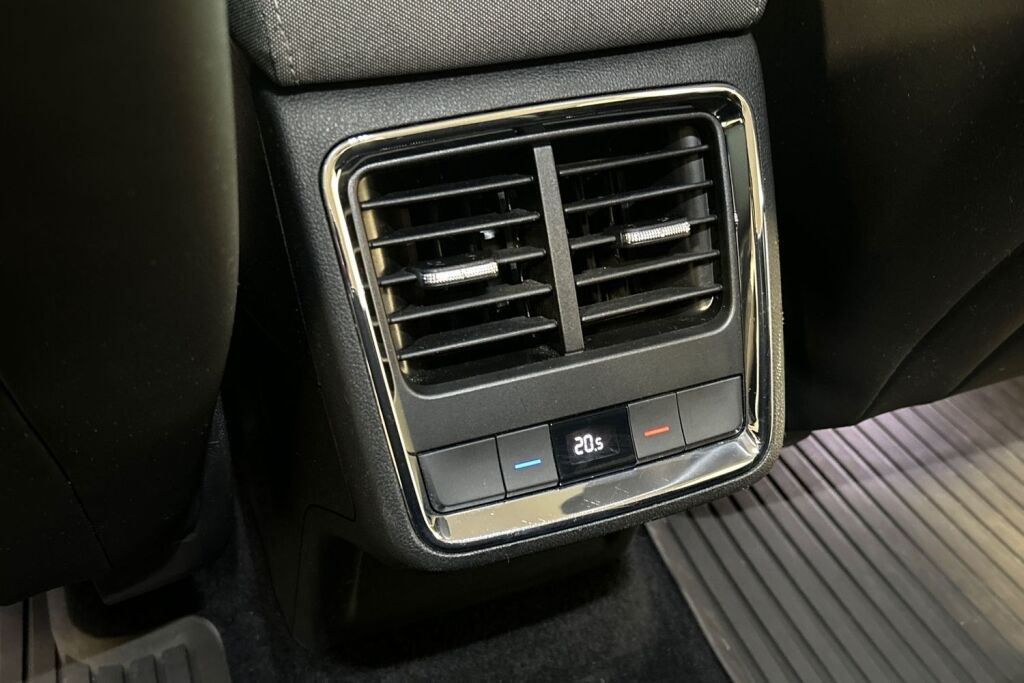 Skoda Enyaq 2022 60 iV