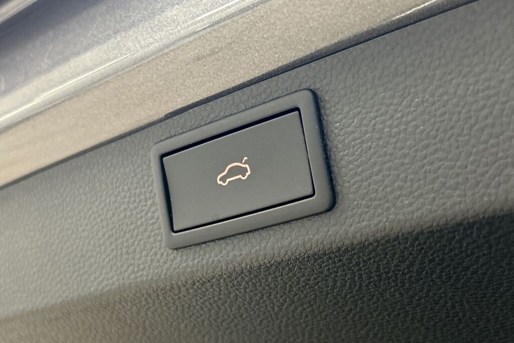 Skoda Karoq 2023 1.5 TSI Style DSG Autom.