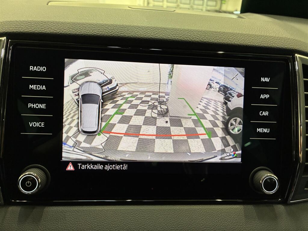 Skoda Karoq 2023 1.5 TSI Style DSG Autom.