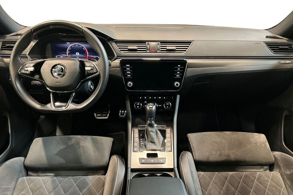 Skoda Superb 2023 1.5 TSI ACT SportLine Business DSG Autom.