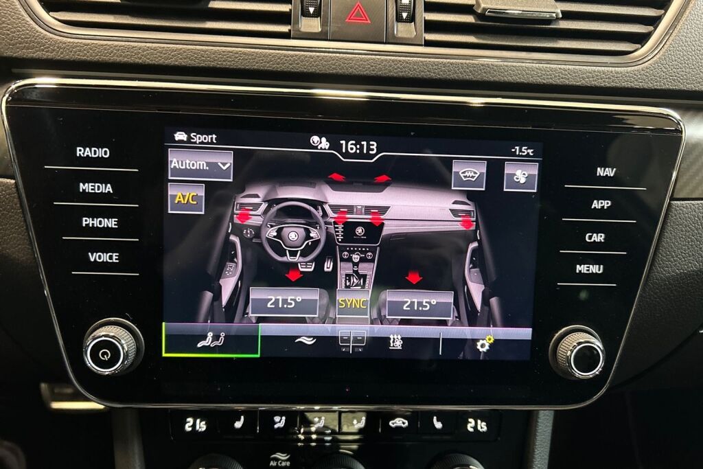 Skoda Superb 2023 1.5 TSI ACT SportLine Business DSG Autom.