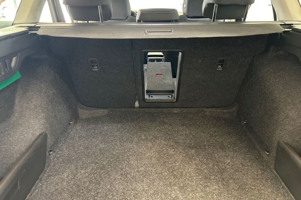 Skoda Octavia 2023 Combi 1.5 TSI 150hv Ambition eTEC DSG Autom.