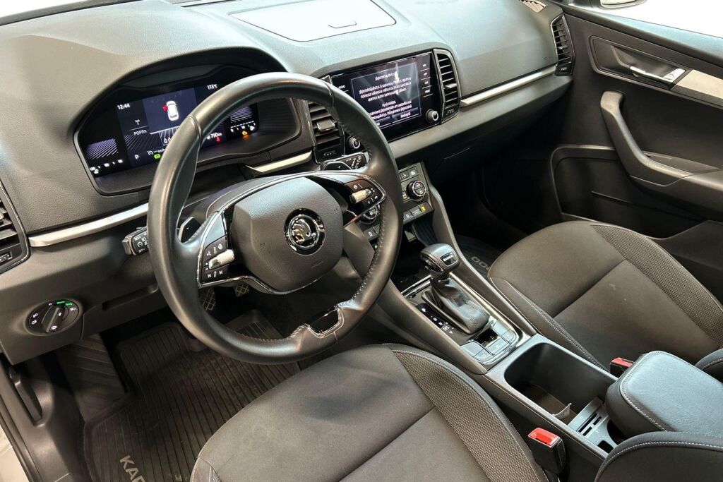 Skoda Karoq 2023 1.5 TSI Ambition DSG Autom.