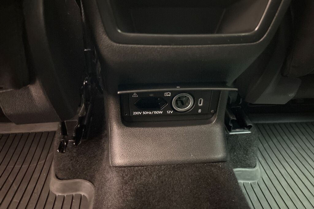 Skoda Karoq 2023 1.5 TSI Ambition DSG Autom.