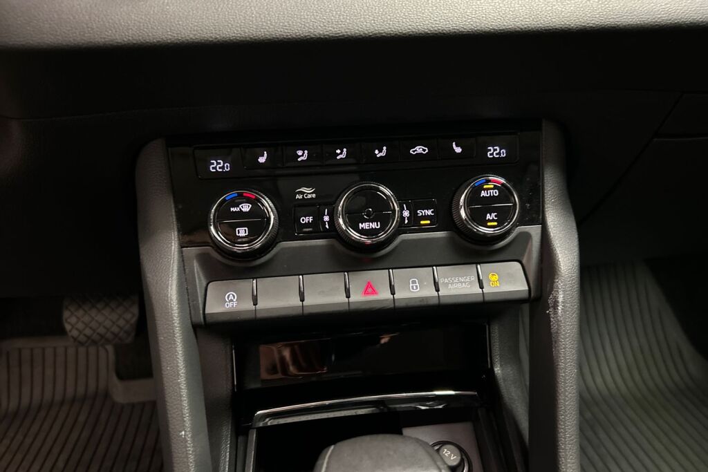 Skoda Karoq 2023 1.5 TSI Ambition DSG Autom.