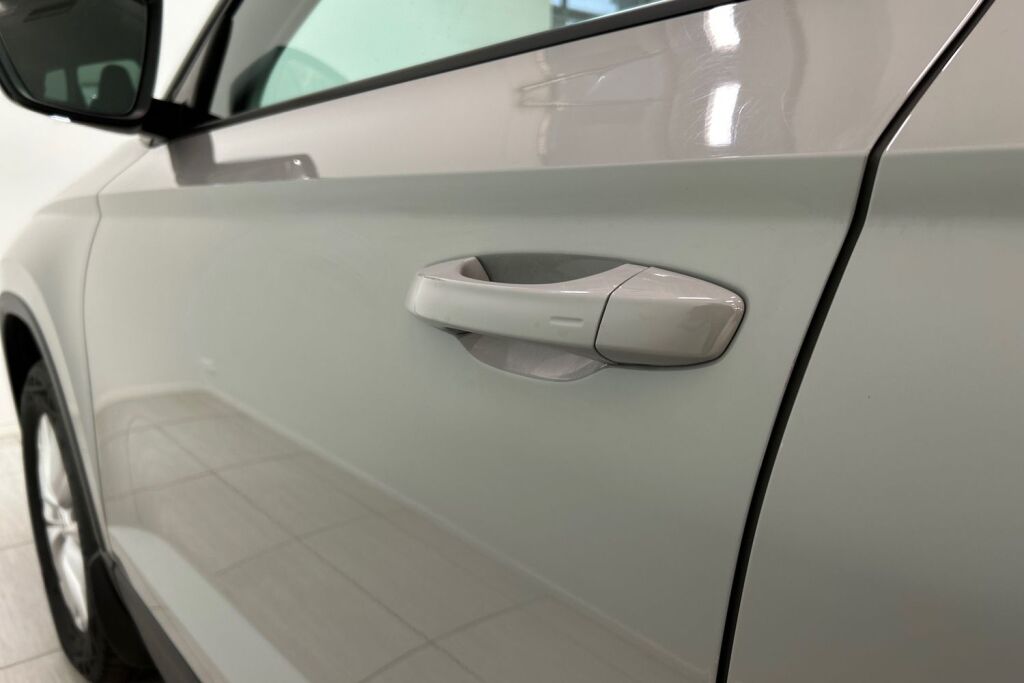 Skoda Karoq 2023 1.5 TSI Ambition DSG Autom.