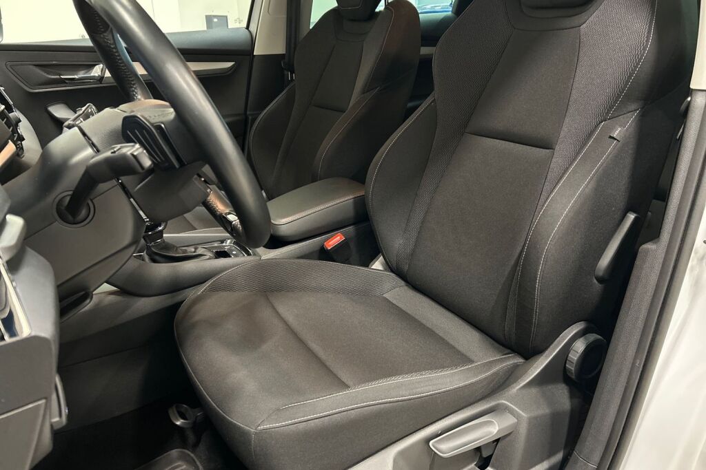 Skoda Karoq 2023 1.5 TSI Ambition DSG Autom.