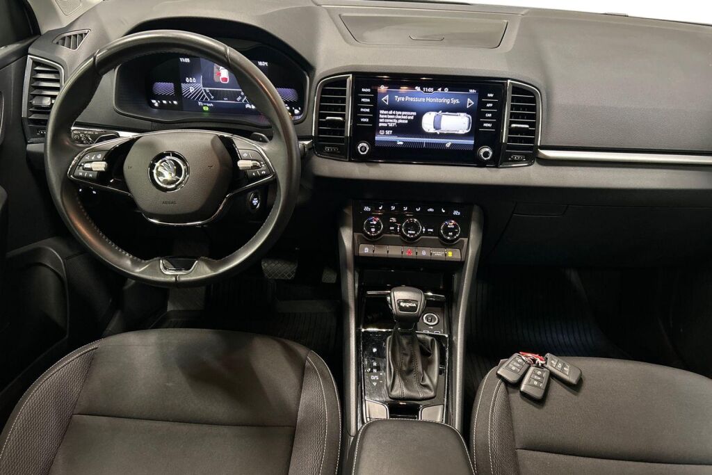 Skoda Karoq 2023 1.5 TSI Ambition DSG Autom.