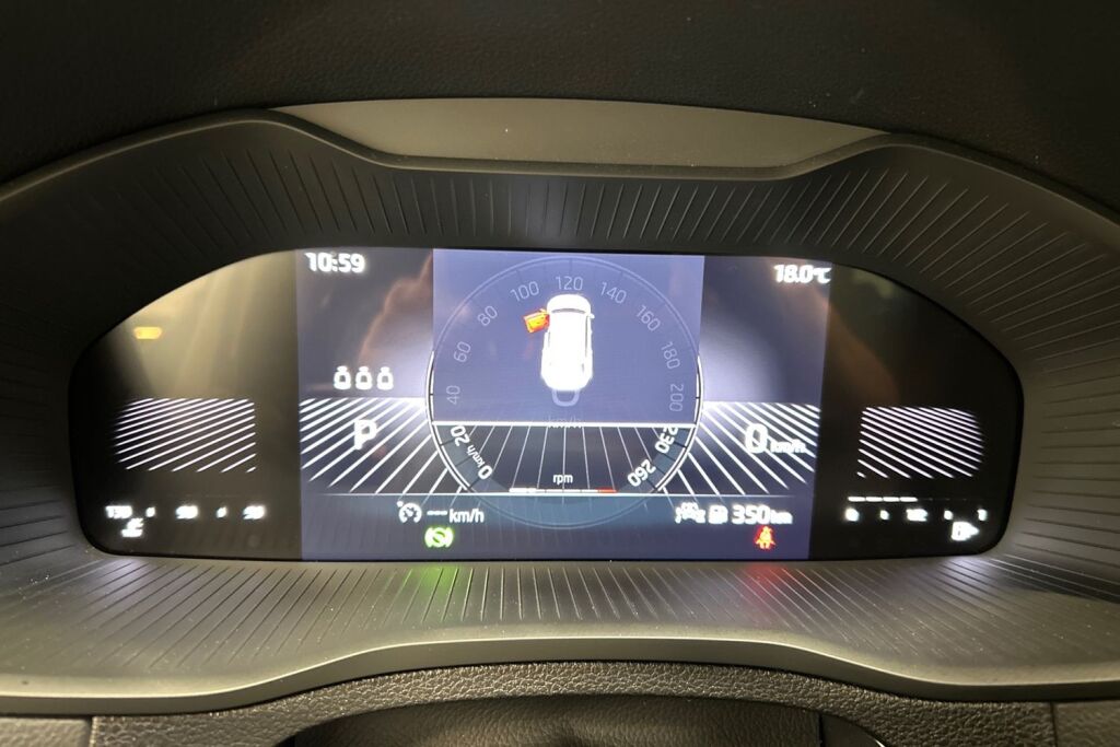 Skoda Karoq 2023 1.5 TSI Ambition DSG Autom.