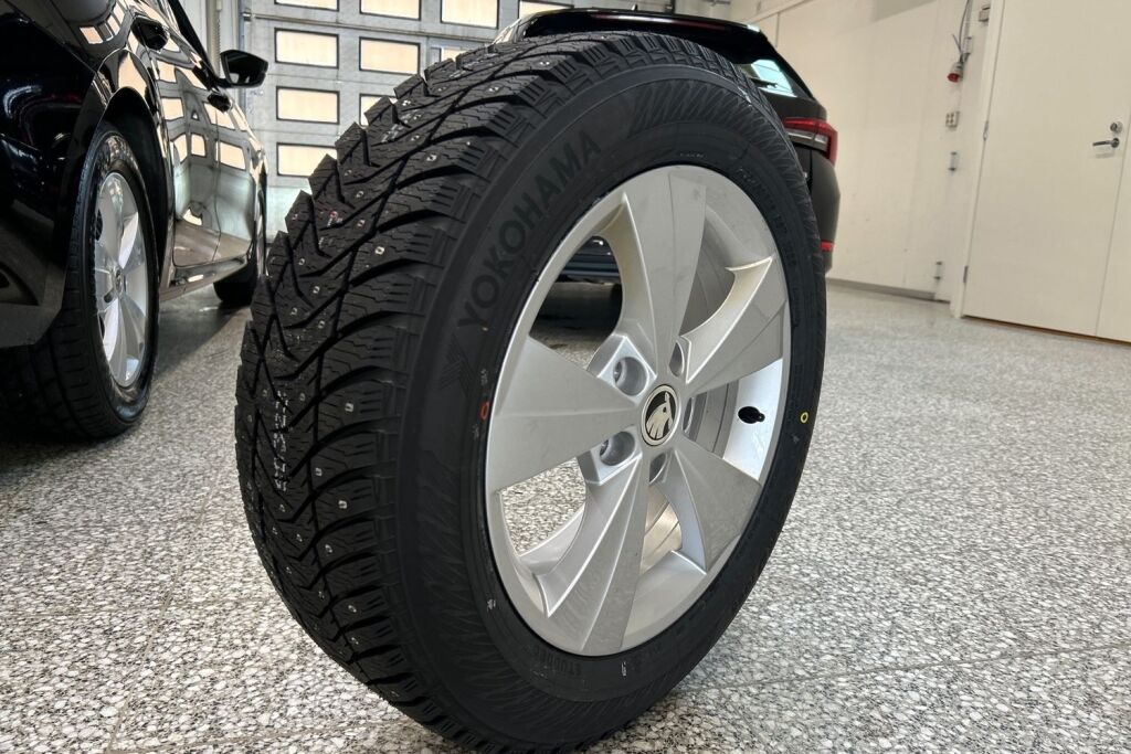 Skoda Octavia 2023 Combi 1.5 TSI Ambition eTEC DSG Autom.