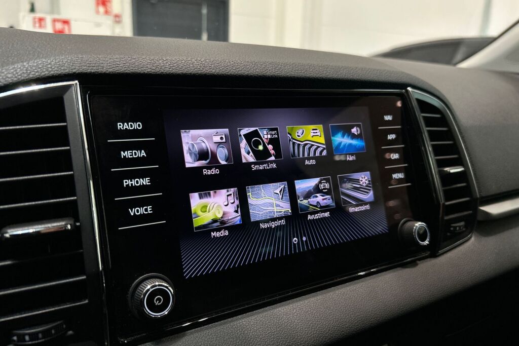 Skoda Karoq 2023 1.5 TSI Ambition DSG Autom.