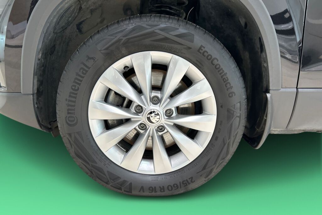 Skoda Karoq 2023 1.5 TSI Ambition DSG Autom.