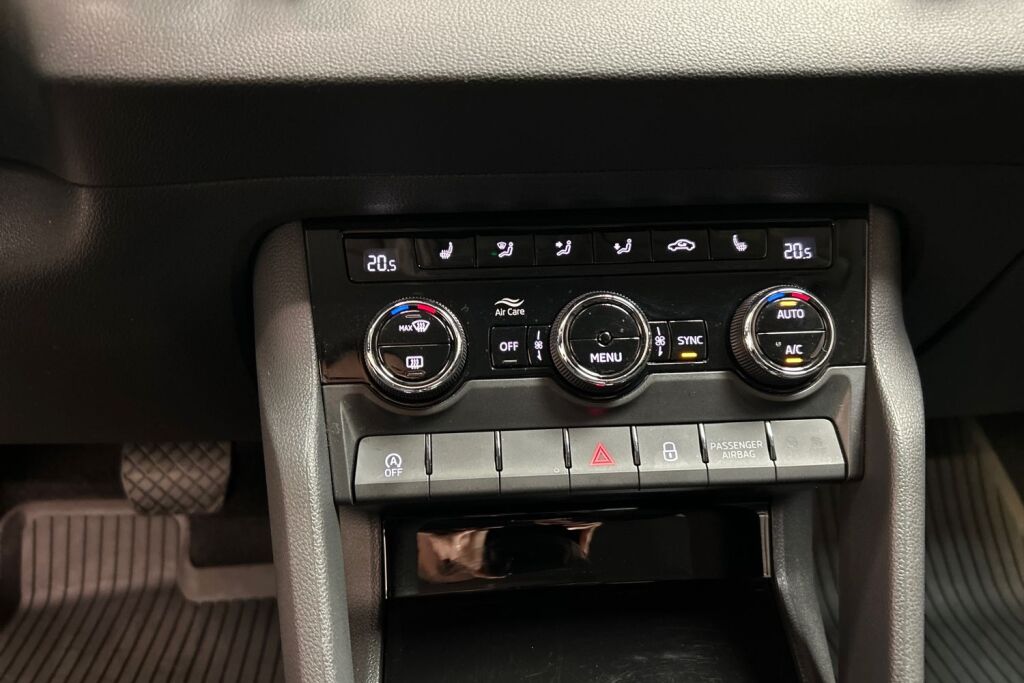 Skoda Karoq 2023 1.5 TSI Ambition DSG Autom.