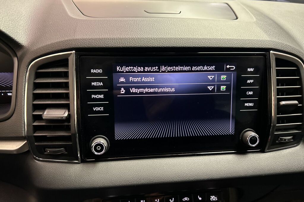 Skoda Karoq 2023 1.5 TSI Ambition DSG Autom.