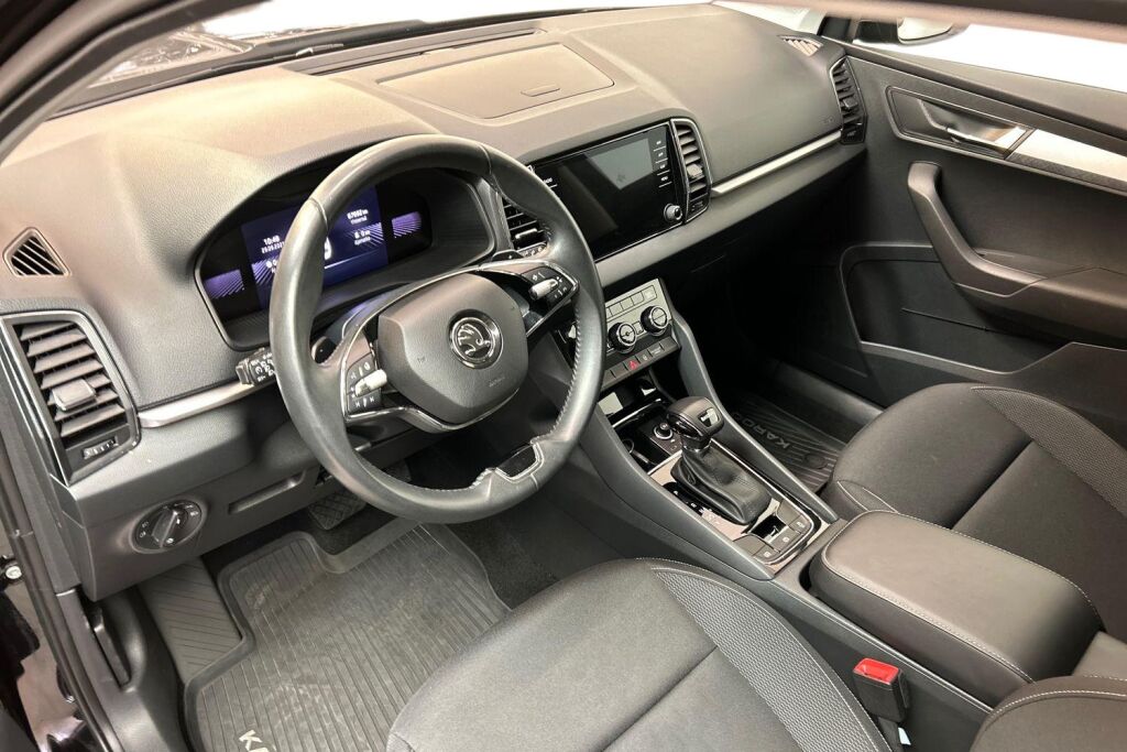 SKODA Karoq 2023 1.5 TSI Ambition DSG Autom.