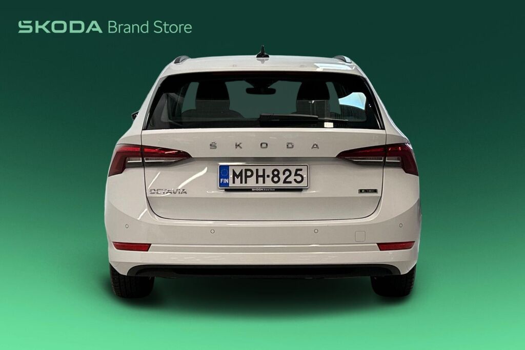 Skoda Octavia 2023 Combi 1.5 TSI Ambition eTEC DSG Autom.