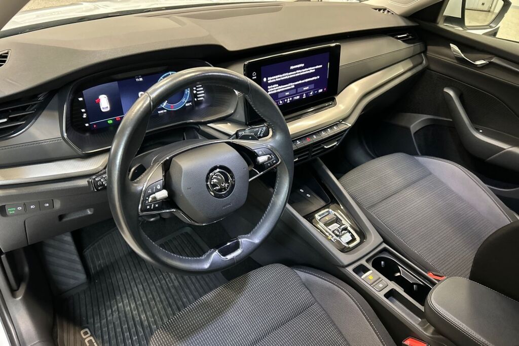 Skoda Octavia 2023 Combi 1.5 TSI Ambition eTEC DSG Autom.