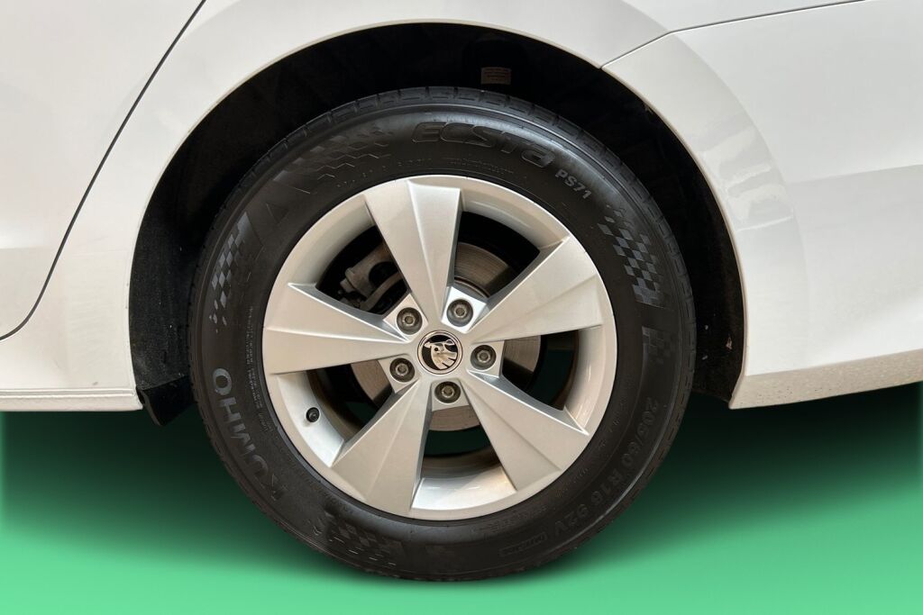 Skoda Octavia 2023 Combi 1.5 TSI Ambition eTEC DSG Autom.