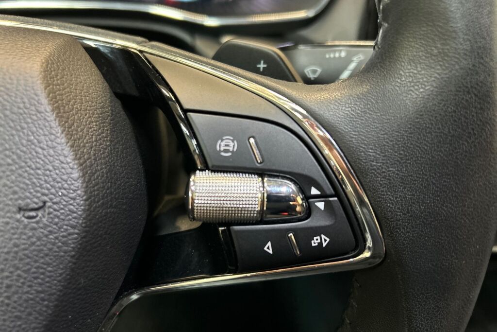 Skoda Octavia 2023 Combi 1.5 TSI Ambition eTEC DSG Autom.