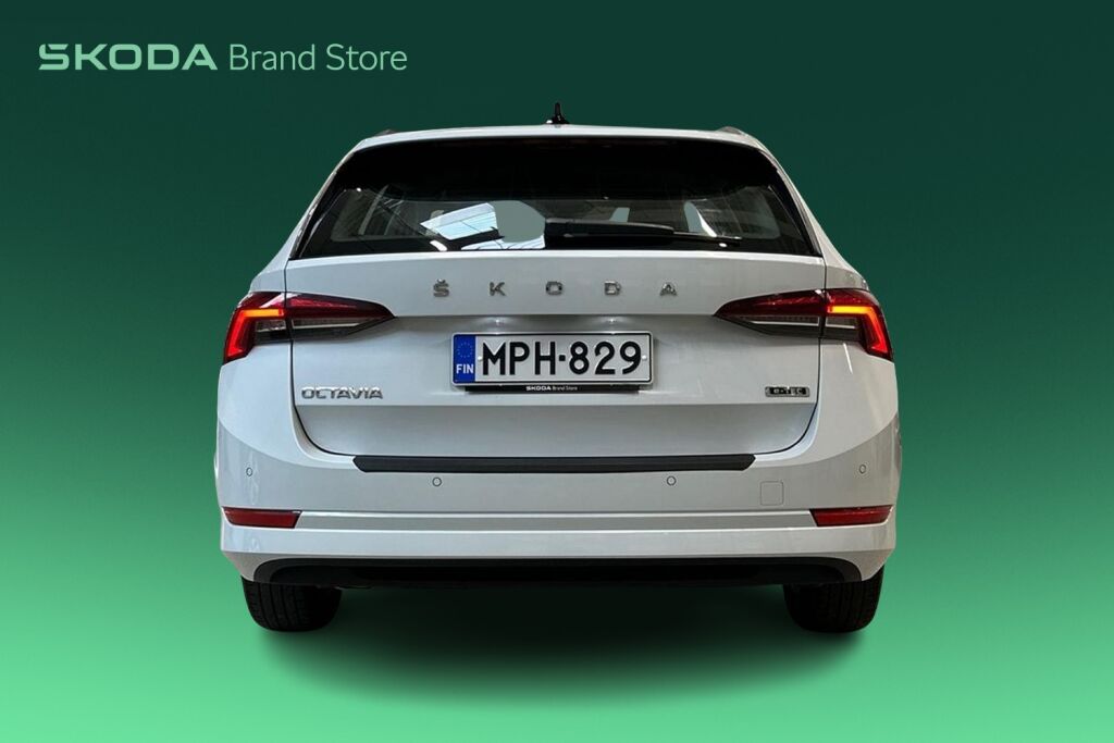 Skoda Octavia 2023 Combi 1.5 TSI Ambition eTEC DSG Autom.