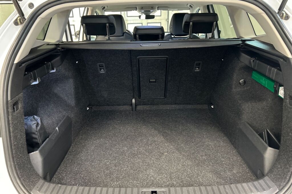 Skoda Enyaq 2023 80x 4x4 iV