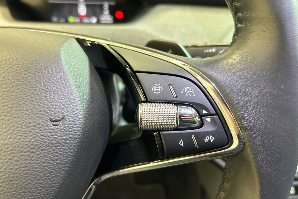 Skoda Enyaq 2023 80x 4x4 iV