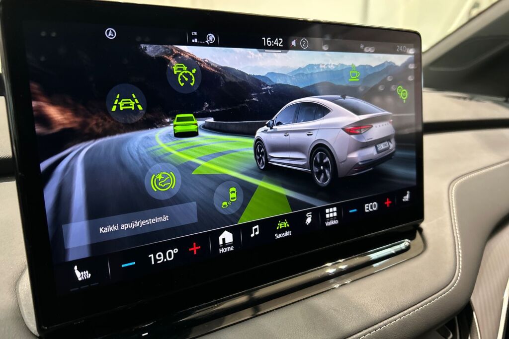 Skoda Enyaq 2023 Coupe 80x 4x4 SportLine iV