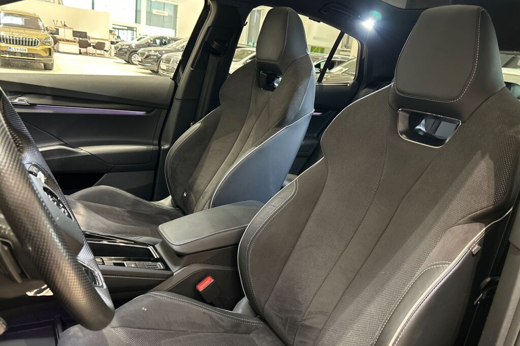 Skoda Enyaq 2023 Coupe 80x 4x4 SportLine iV