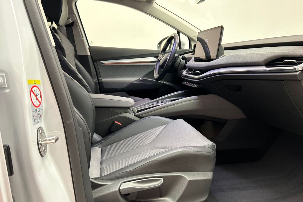 Skoda Enyaq 2023 80x 4x4 iV