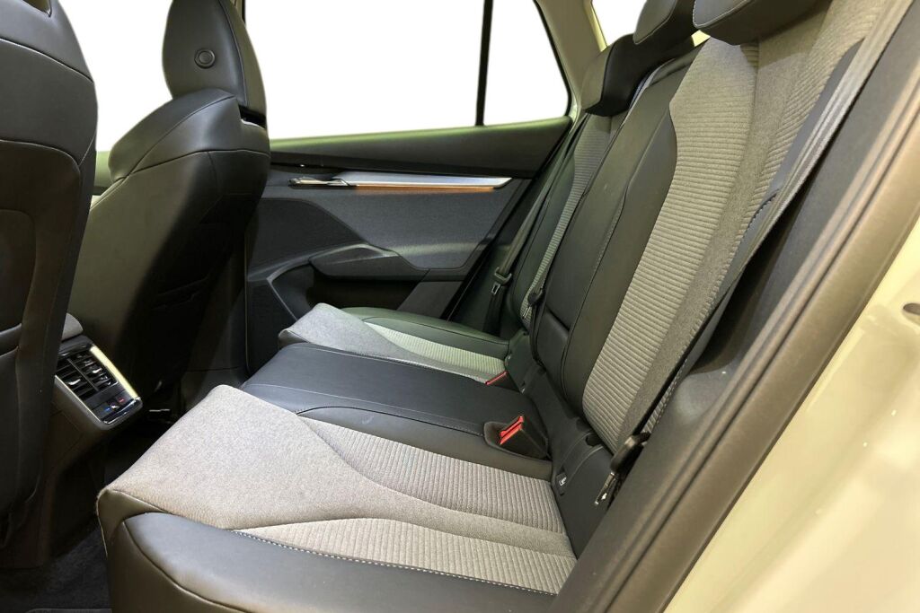 Skoda Enyaq 2023 80x 4x4 iV